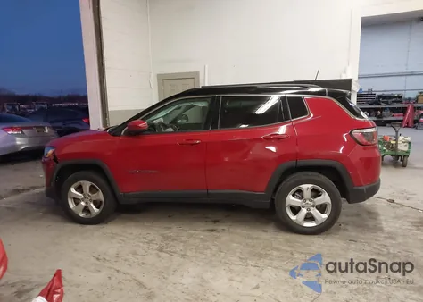2019 Jeep Compass Latitude 4X4 из США, поврежденный, VIN 3C4NJDBBXKT846800
